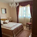 Casa Blanca *